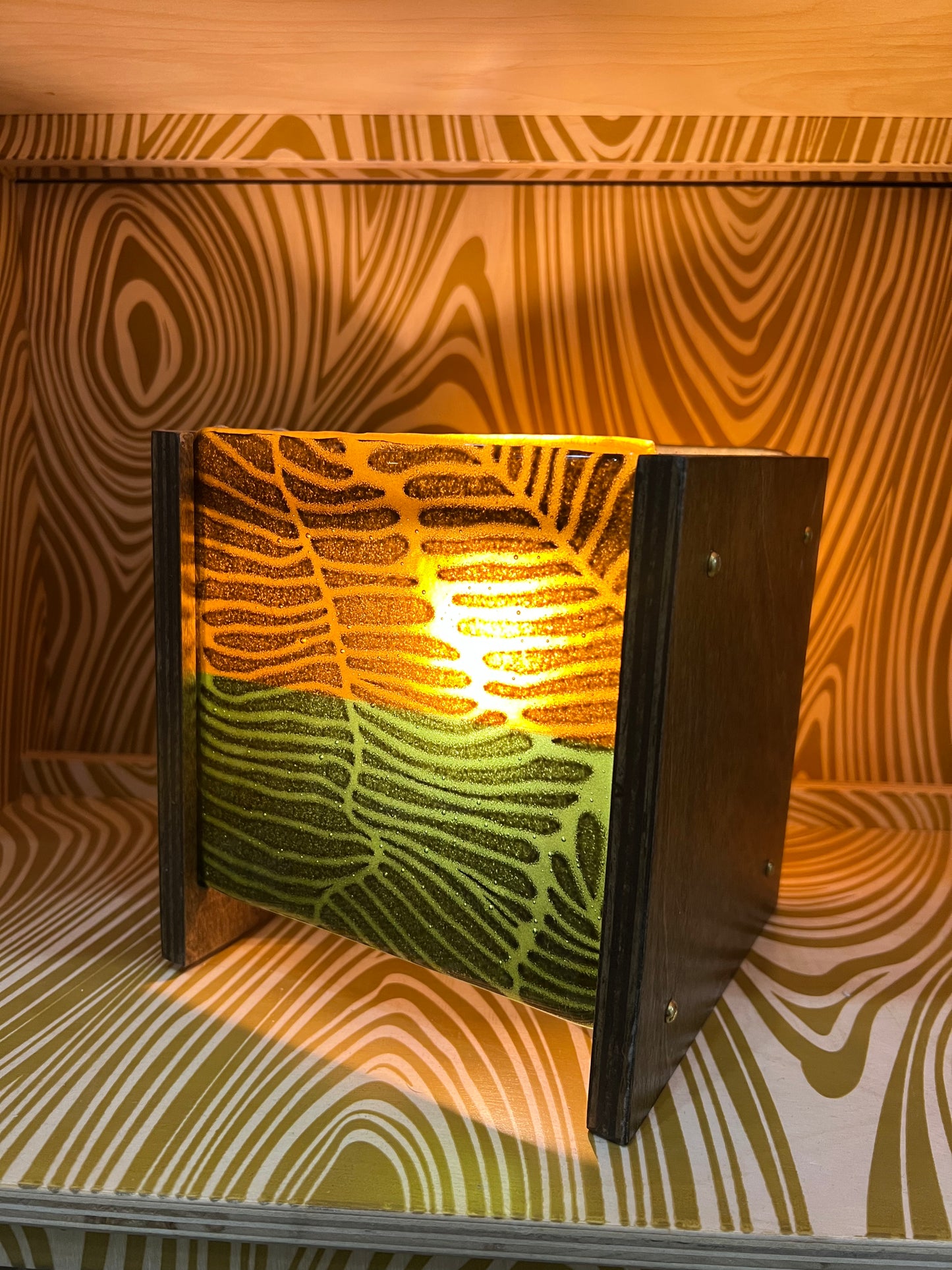 Amber & Green Fern Mosaic + Wood Grain 6" Story Light