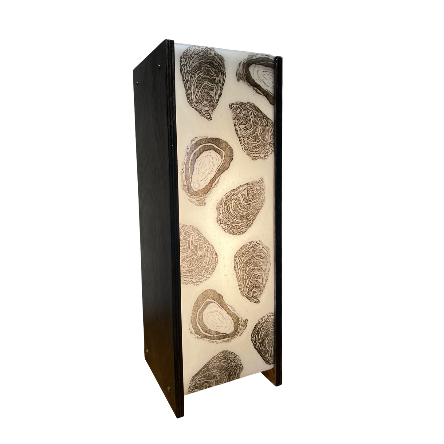 White Oyster 18" Story Light